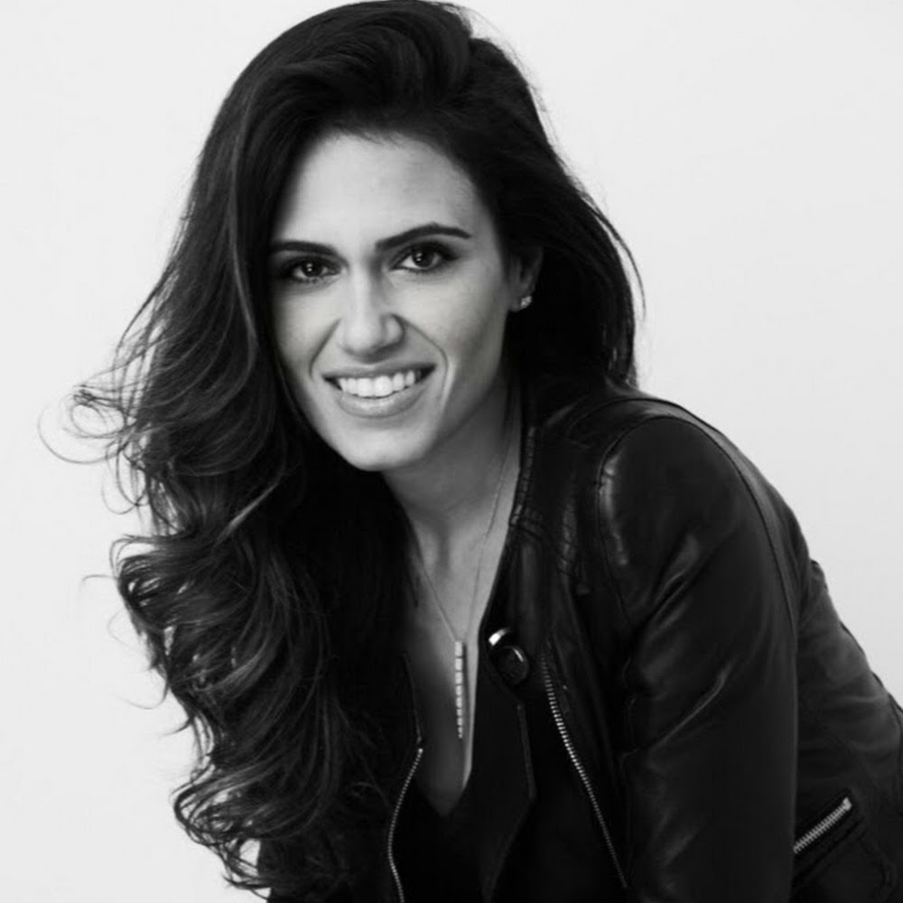 Meet your Posher, Daniella